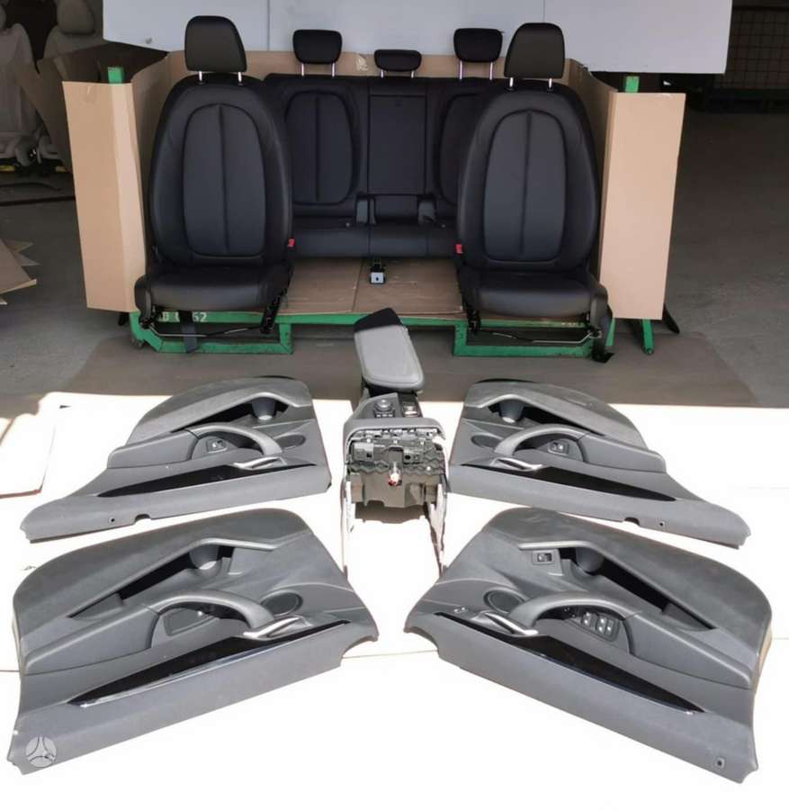 BMW X2 salono detalės
