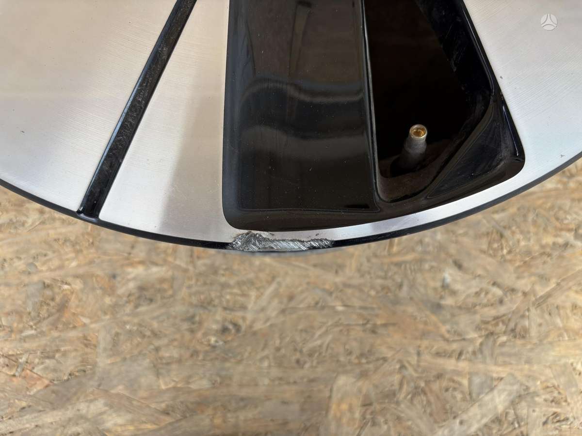 Volvo XC40, 31680403, Cen27737