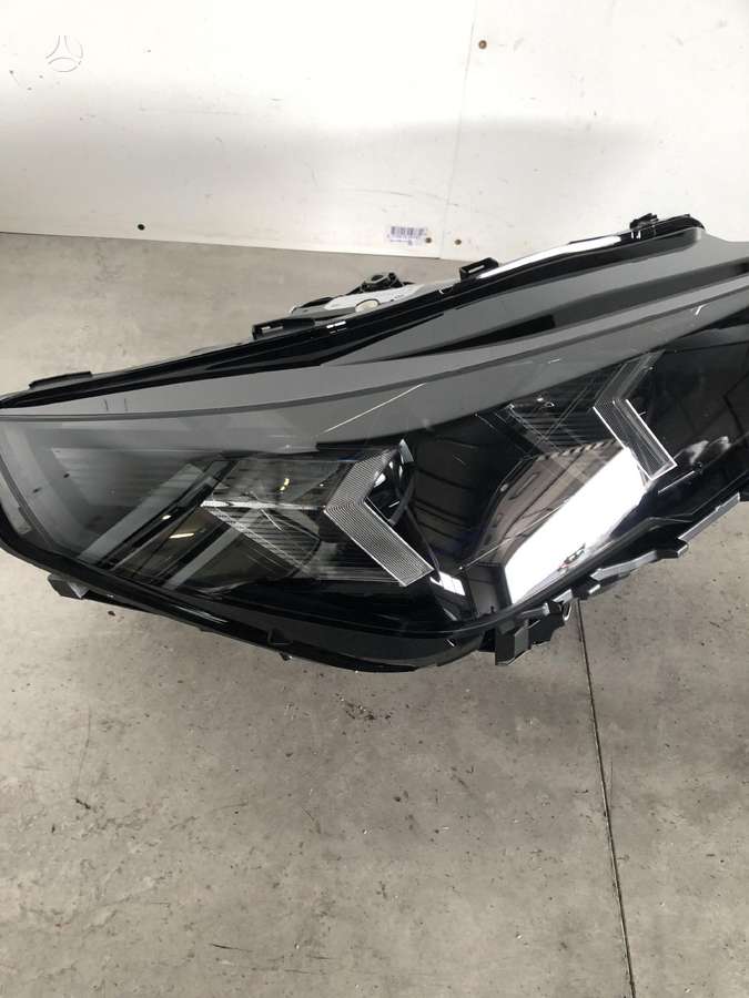 BMW iX2, 5A77ED6-05, lights