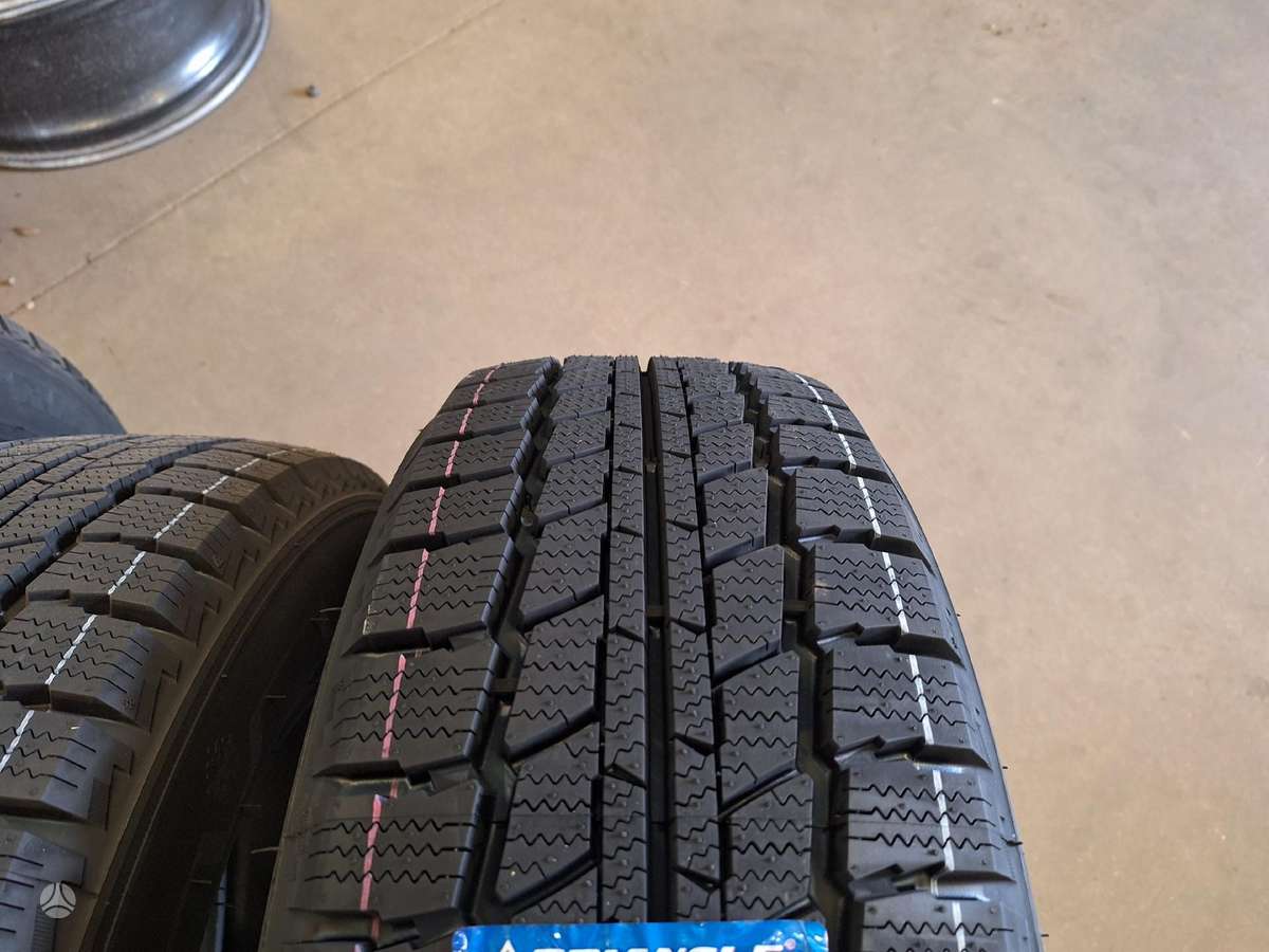 Triangle, winter 205/65 R16