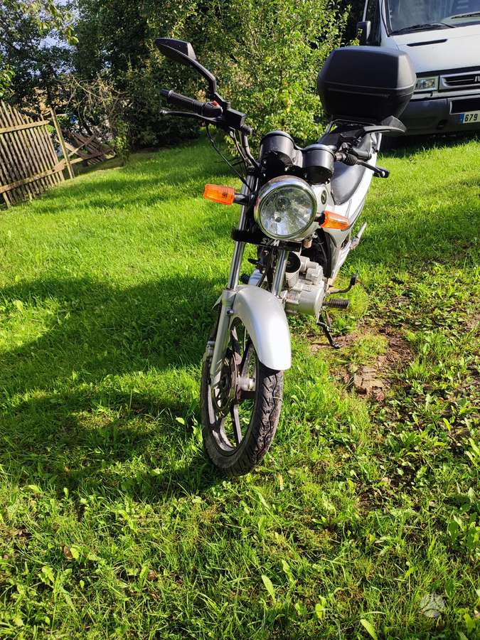 Sym XS 125cc, street / classic