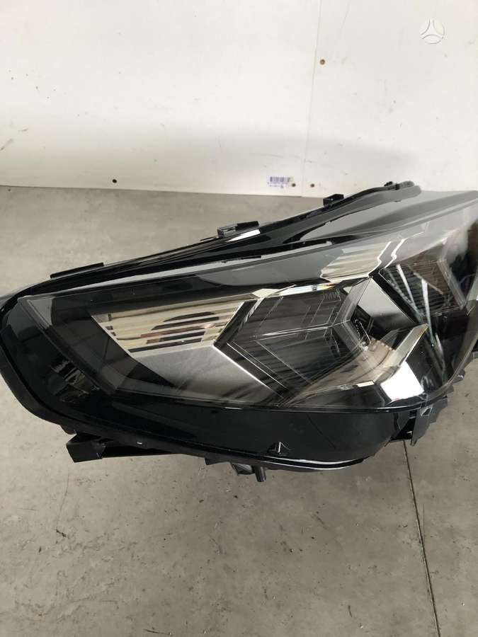 BMW X2 lights