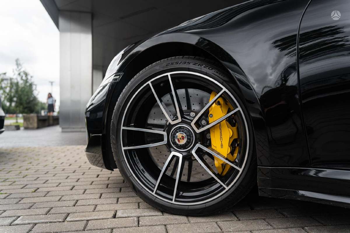 Porsche 911 - 12