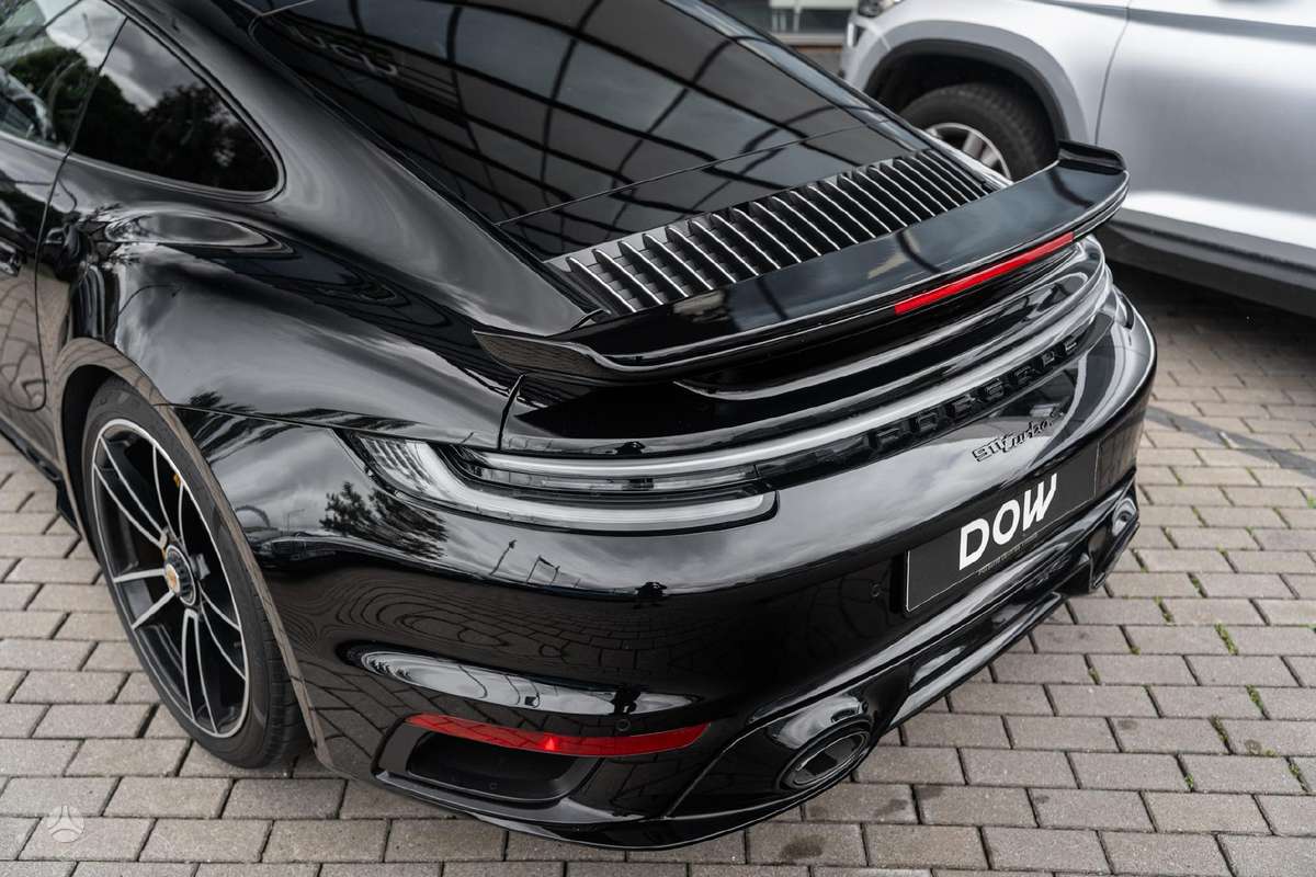 Porsche 911 - 10