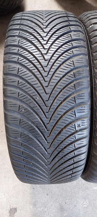 Kumho, winter 225/45 R18