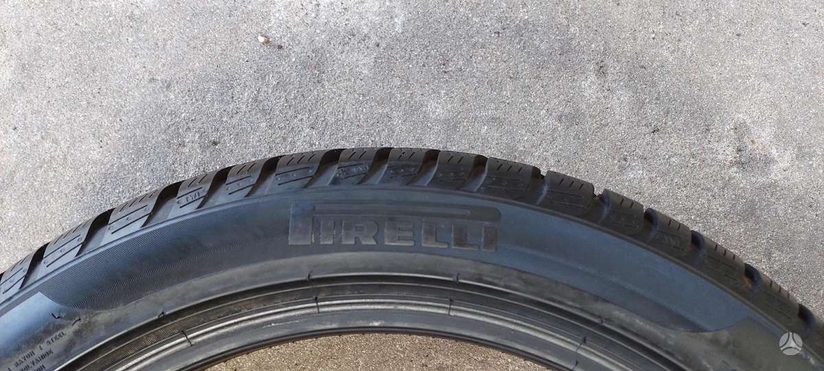 Pirelli, žieminės 225/45 R18