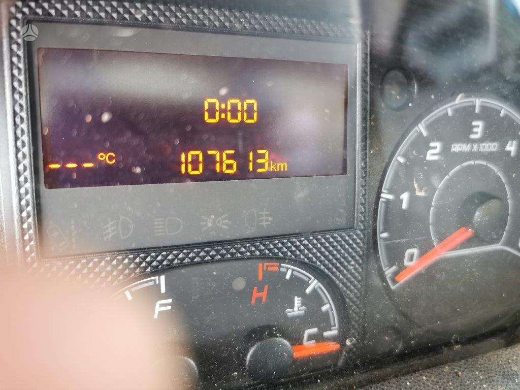 Citroen Jumper, preču