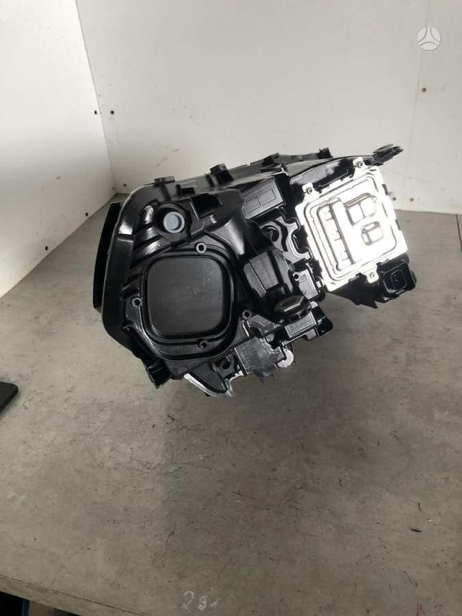 BMW X2, 5A77ED5-05, фары