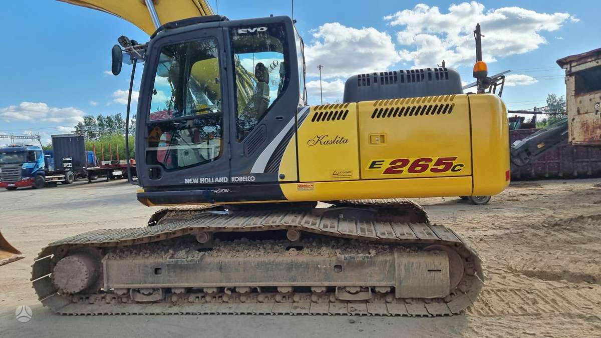 New Holland E 265 C Rototilt, ekskavatoriai