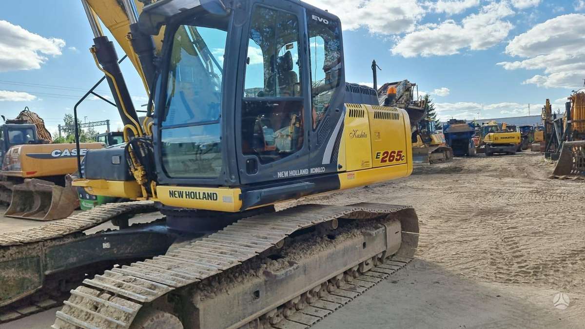 New Holland E 265 C Rototilt, ekskavatoriai