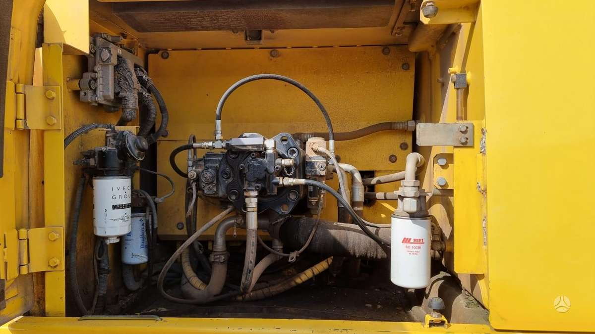 New Holland E 265 C Rototilt, экскаваторы