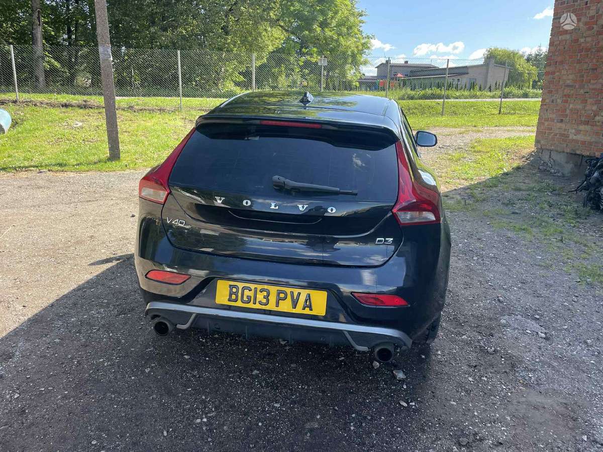 Volvo V40 rezerves daļās