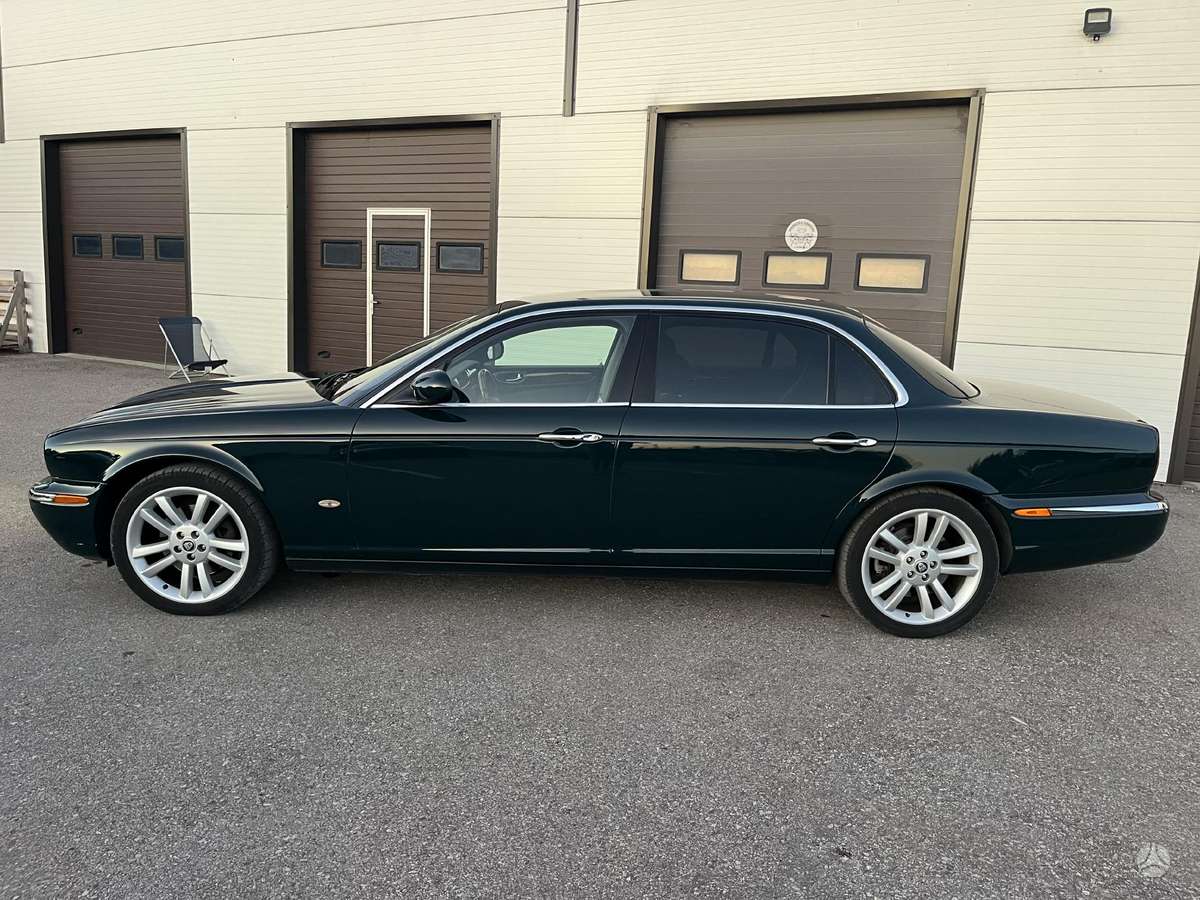 Jaguar XJ, 4.2 l., Седан