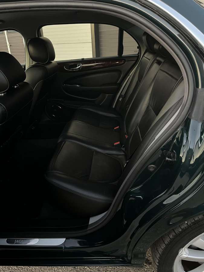 Jaguar XJ, 4.2 l., Седан