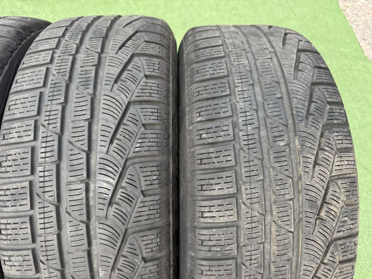 Pirelli 4-5mm, всесезонные 225/55 R17