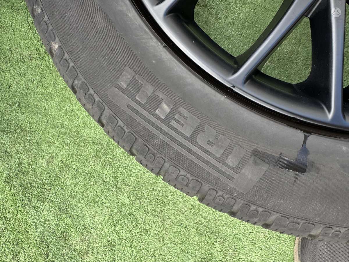 Pirelli 4-5mm, всесезонные 225/55 R17