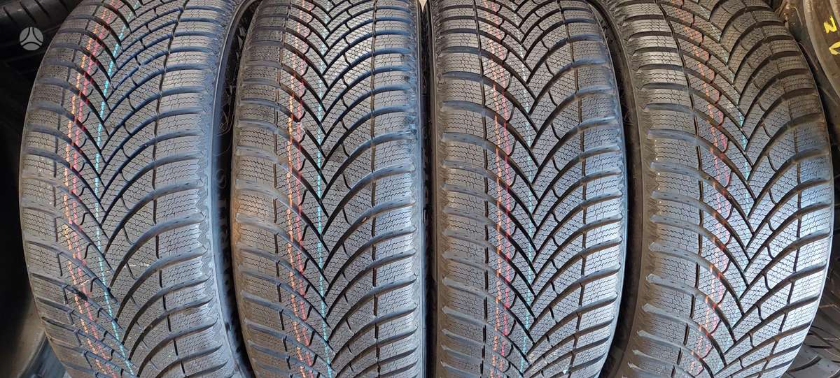Semperit, ziemas 215/45 R18