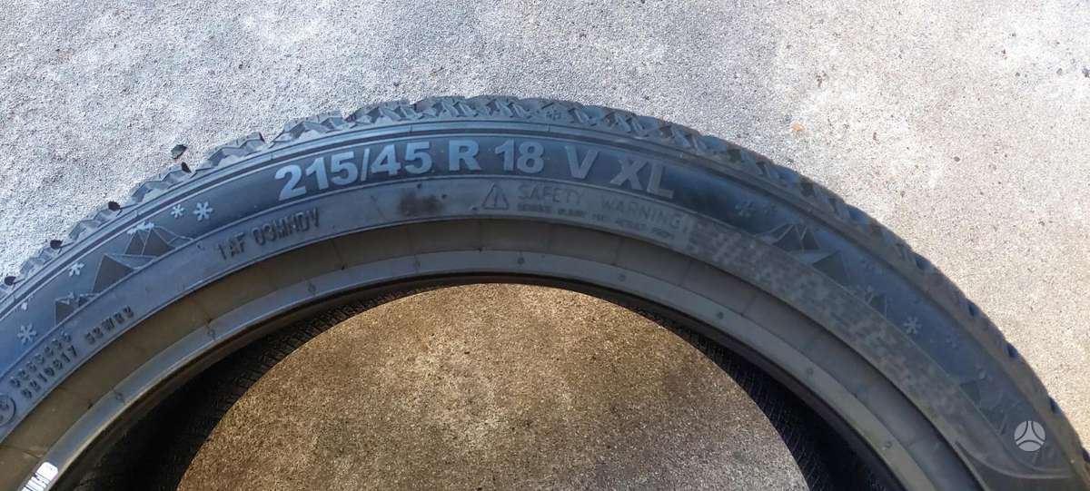 Semperit, ziemas 215/45 R18