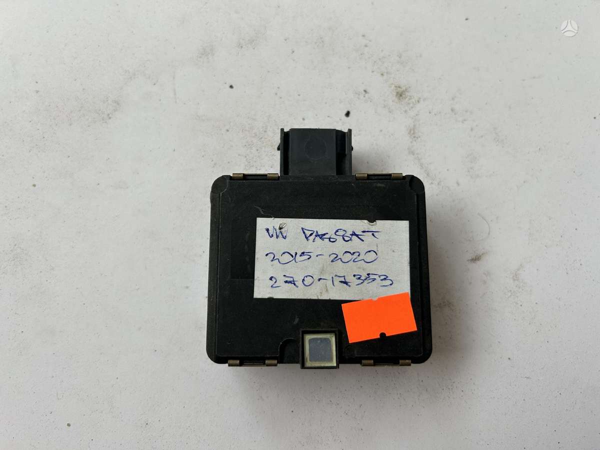 Volkswagen Passat, 3Q0907561D, Cen27948