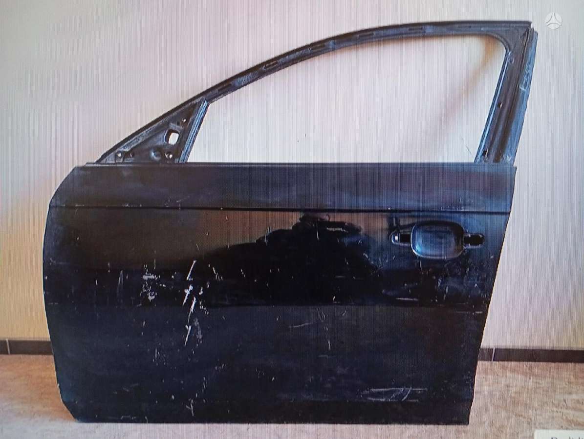 Audi A4 dangtis (priekinis, galinis), sparnai