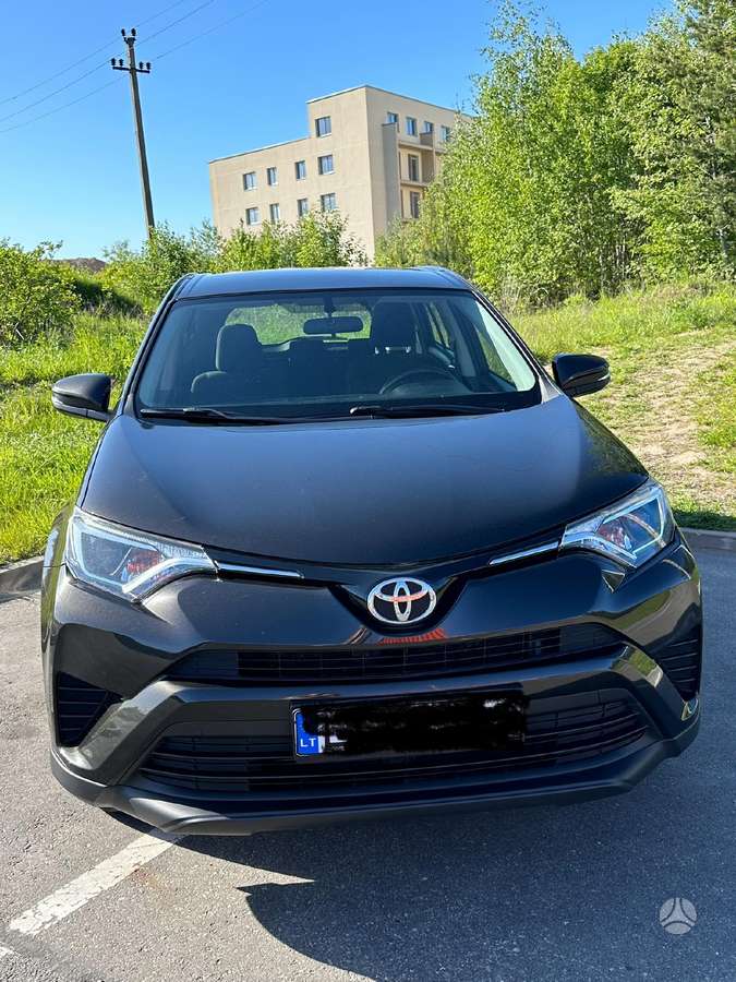 Toyota RAV4 - 1