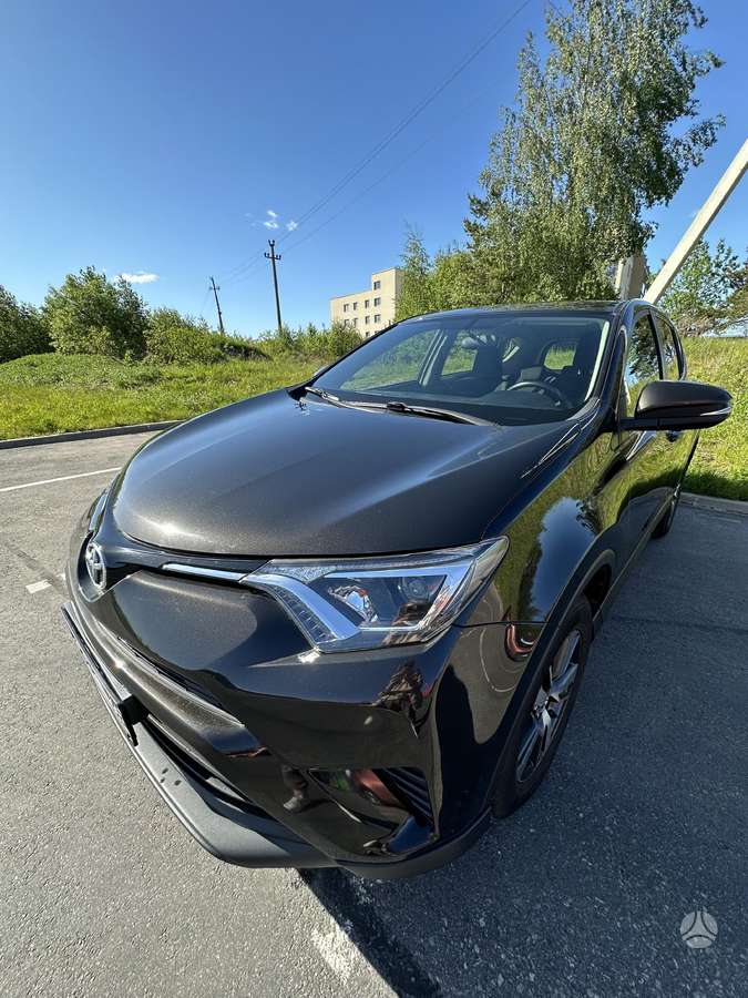 Toyota RAV4 - 6