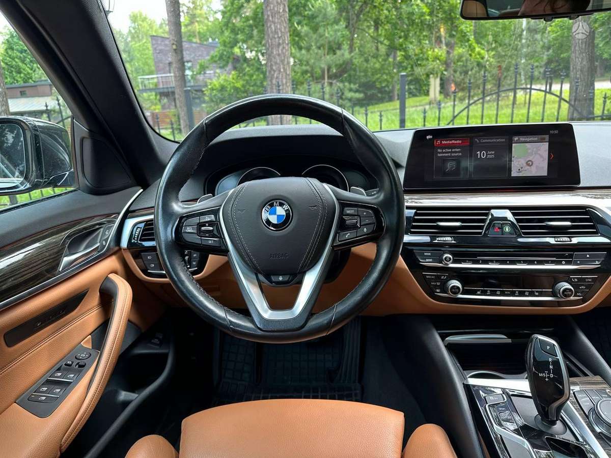 BMW 530, 2.0 l., Седан