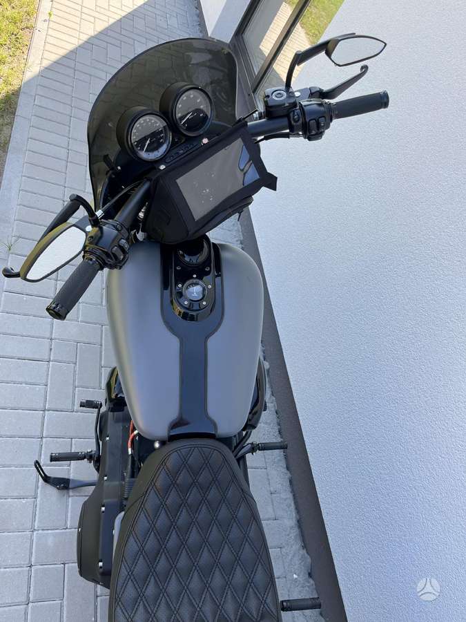 Harley-Davidson Dyna 1450cc, choppers