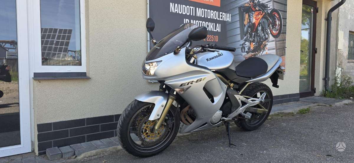 Kawasaki ER 650cc, street / classic