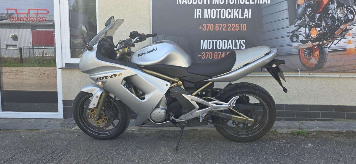 Kawasaki ER 650cc, street / classic
