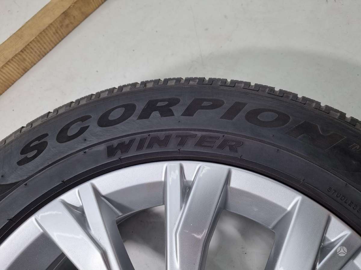 Pirelli 4mm, 2020m, всесезонные 215/65 R17