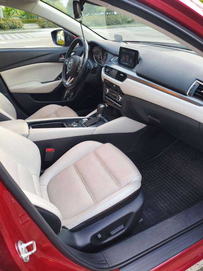 Mazda 6, 2.5 l., Седан
