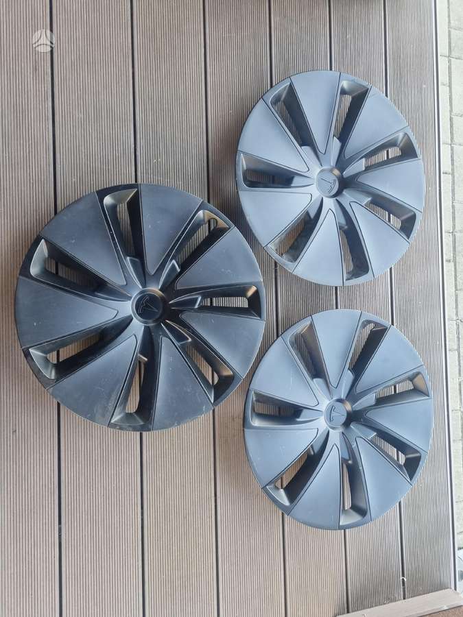 Tesla Model 3 Kalpokai 3v 80