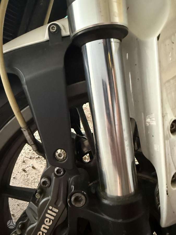 Benelli 304 300cc, street / классические