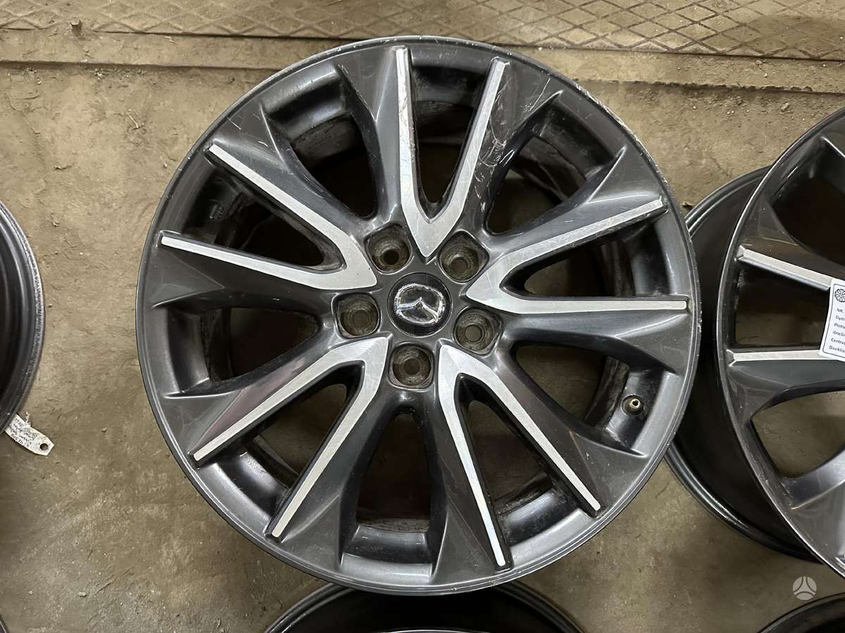 Mazda, vieglmetāla, R18