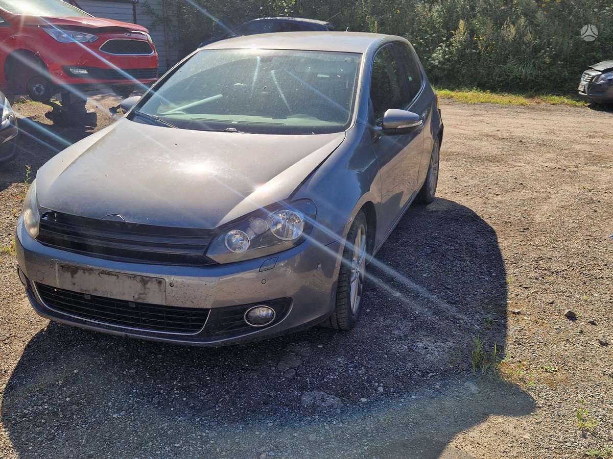 Volkswagen Golf for parts