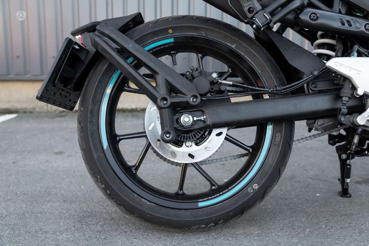 CFMOTO 125 NK 125cc, scooters / mopeds