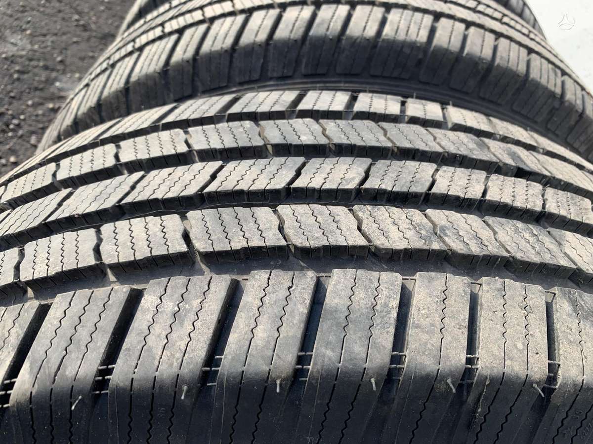 Michelin Defender, universalios 255/55 R20