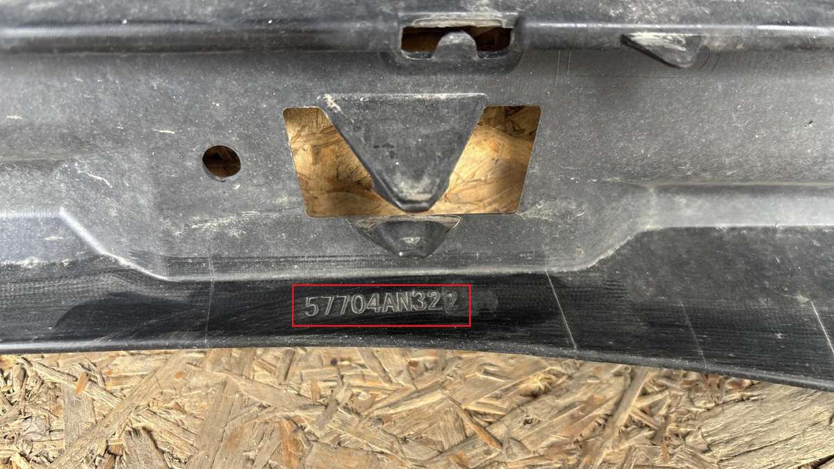 Subaru Outback, 57704AN322, Cen27837