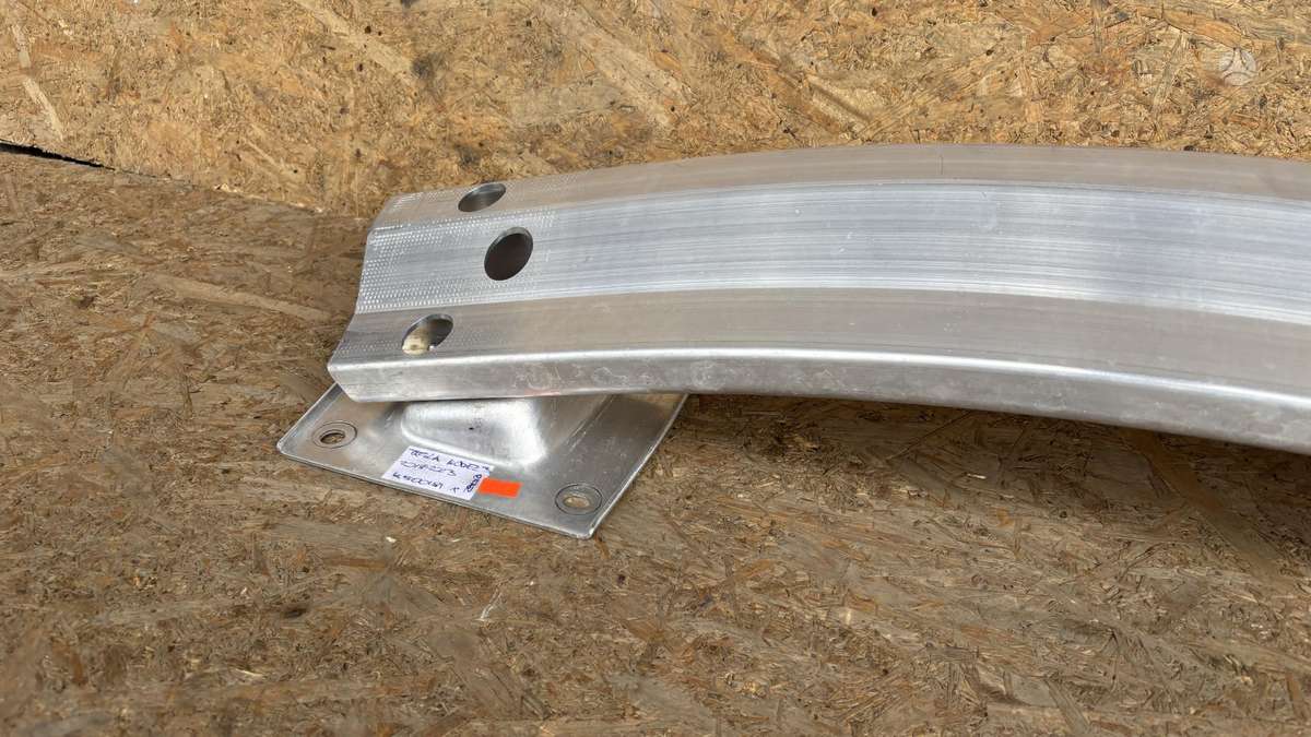 Tesla Model 3, 109531400, Cen27838
