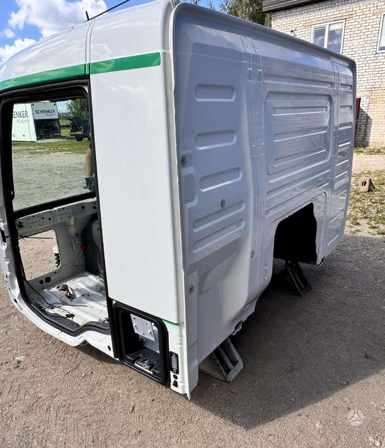 Volvo FM13 , 420ag, sunkvežimiai