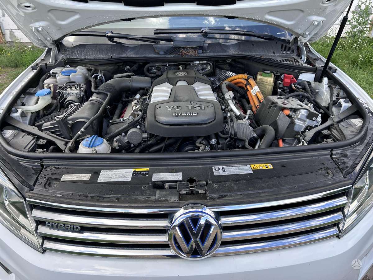 Volkswagen Touareg по частям