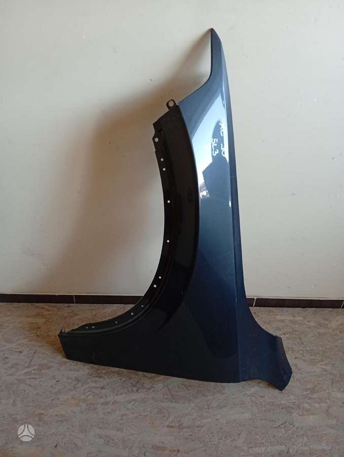 Volvo XC90 bumpers, fenders