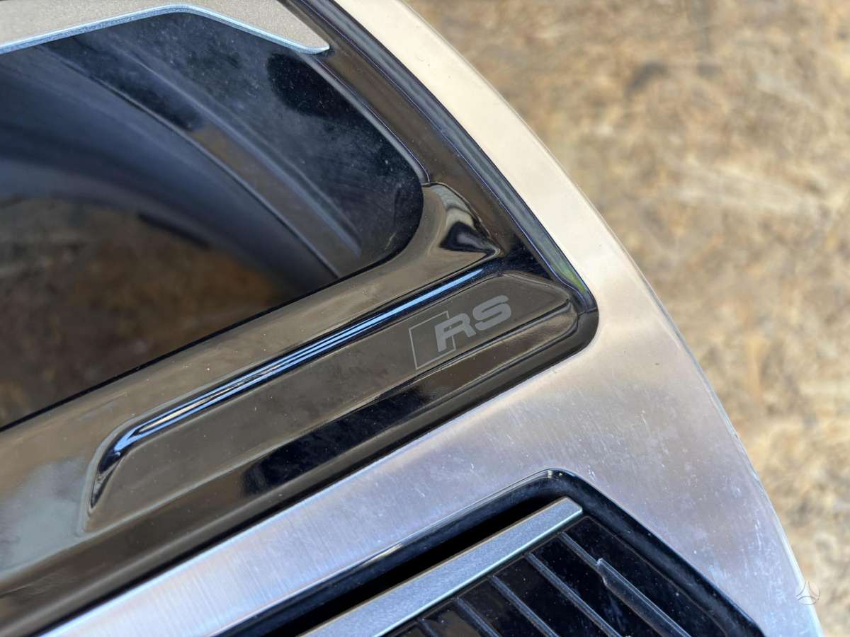 Audi e-tron GT, 4J3601025, Cen28054
