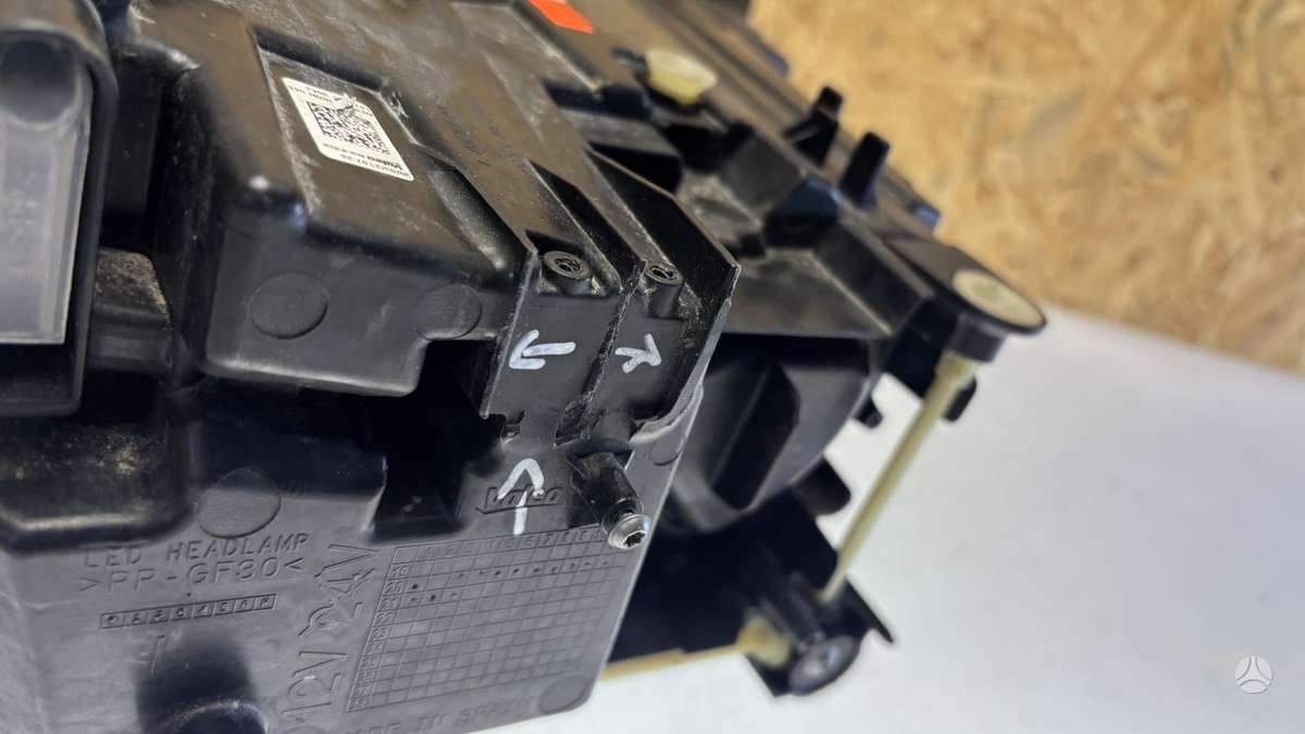 Audi Q4 e-tron, 89A941035D, Cen28142