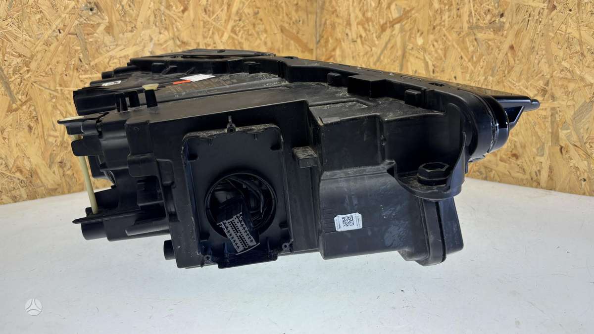 Audi Q4 e-tron, 89A941035D, Cen28142