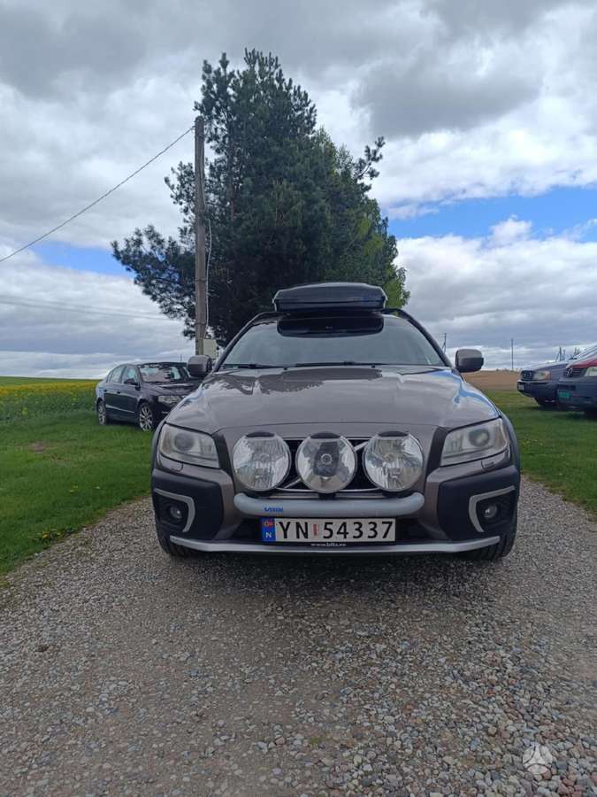 Volvo XC70