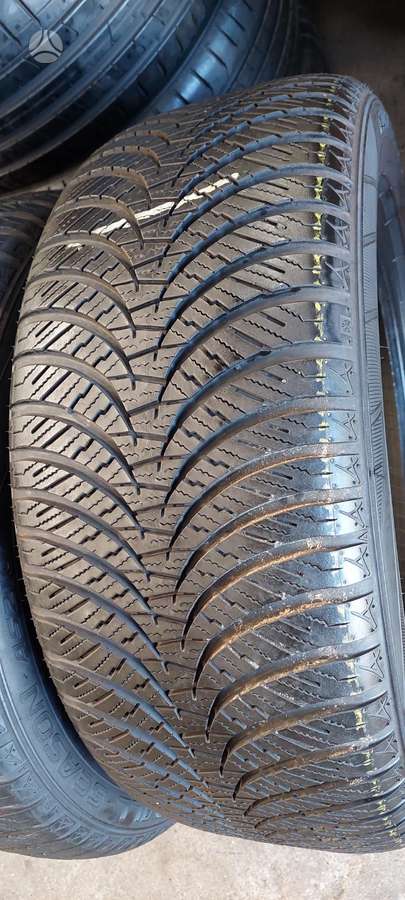 Falken, всесезонные 235/50 R18