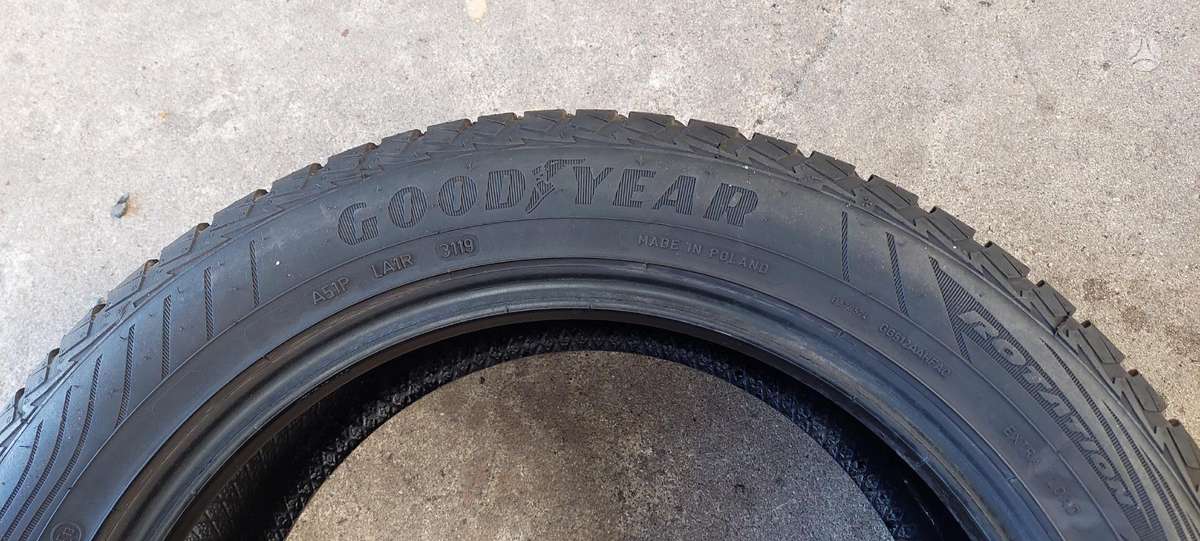 Goodyear, всесезонные 235/50 R18
