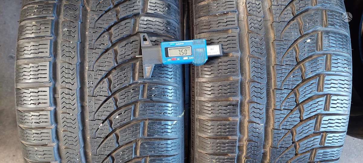 Nokian, žieminės 225/45 R19